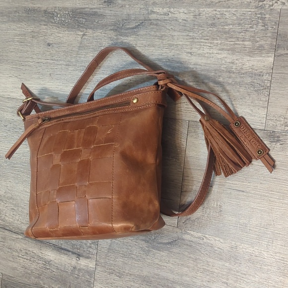 Diva True Crossbody Handbag - Picture 4 of 13